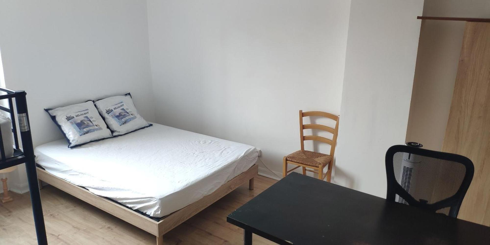 Appartements Simples Et Fonctionnels パミエ エクステリア 写真